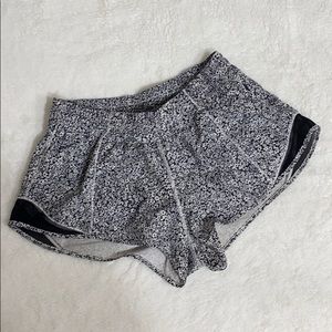 Lululemon - Printed Black White Workout Shorts